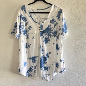 Beautiful short sleeve blouse